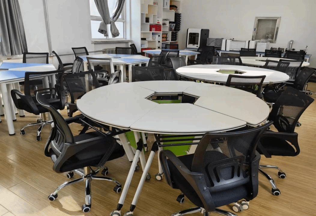 我院创客实训室建成并投入使用