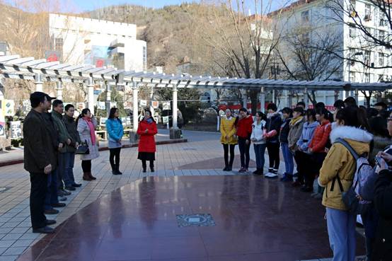 我院教育技术学专业2014级举办摄影作品展